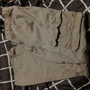 19. Wrangler cargo pants 38×30